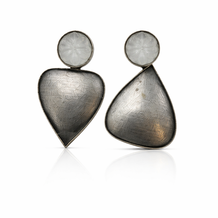 Riwaayat – Antique Oxidised Dangler Earring
