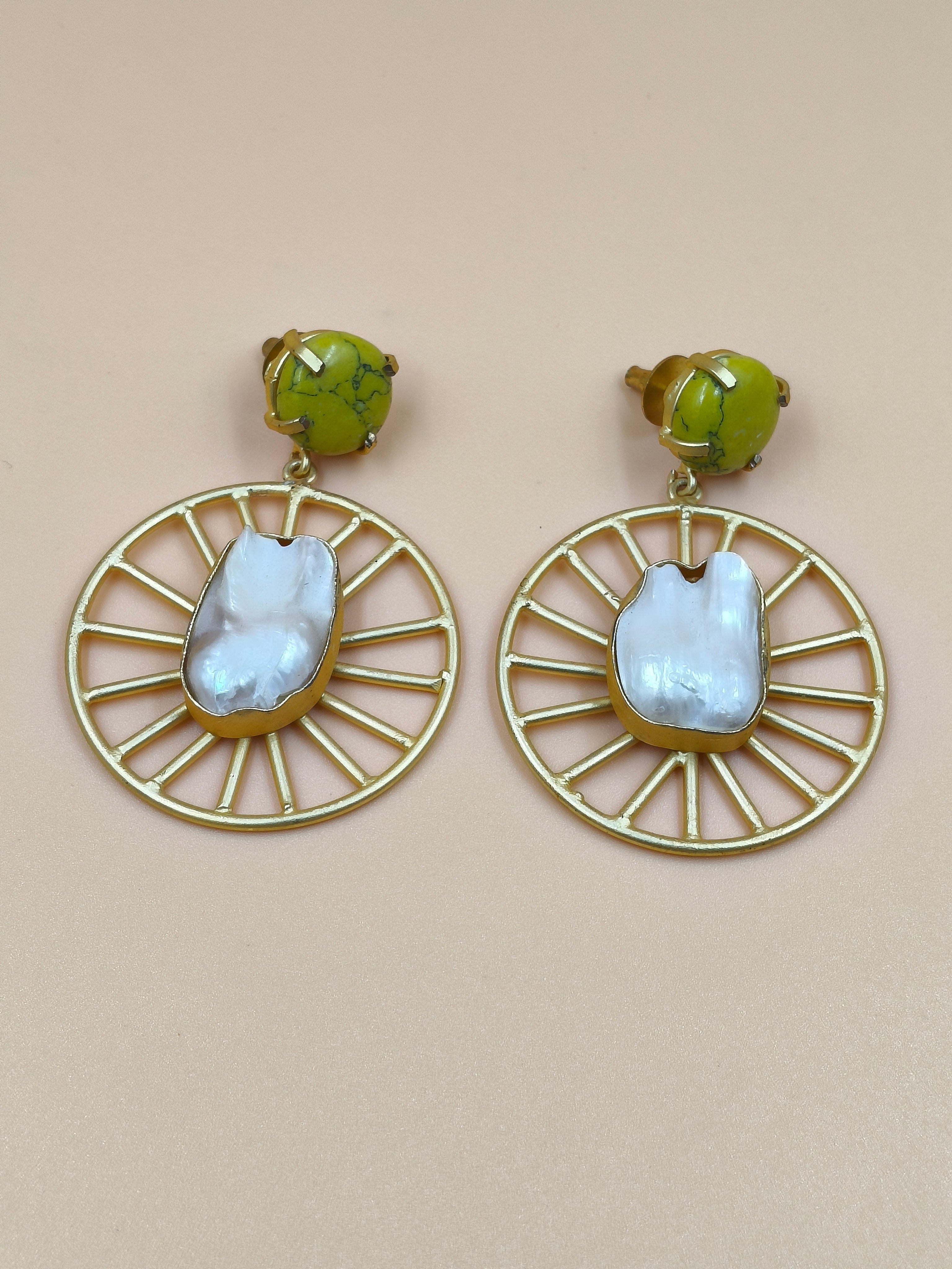 Sunburst Pearl Hoops