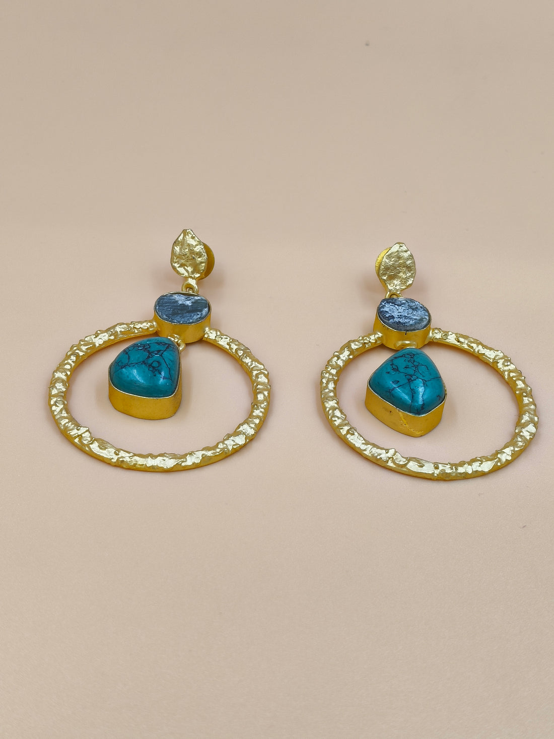 Lustrous Loop Drops