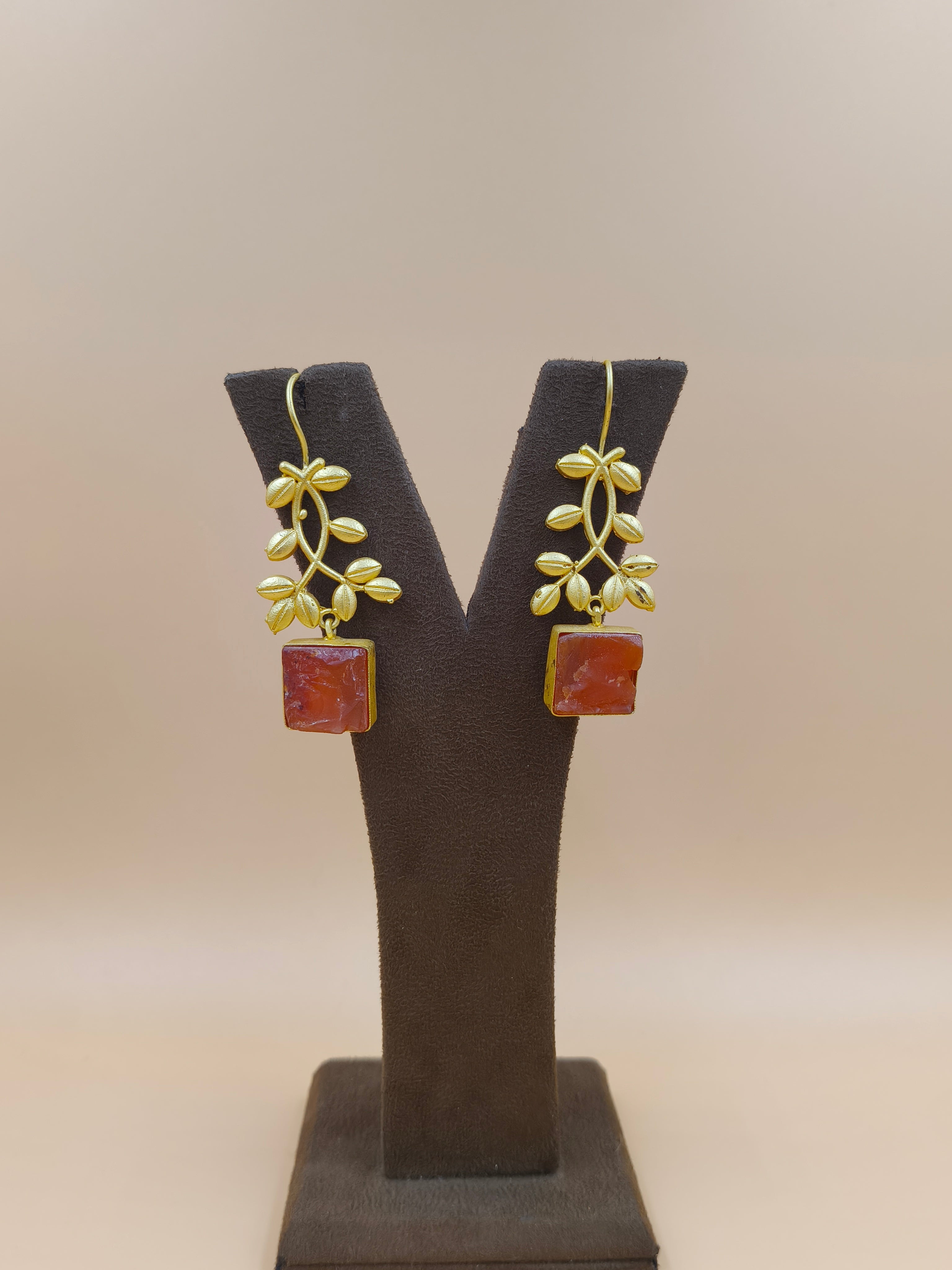 "Gul Valli Earrings"