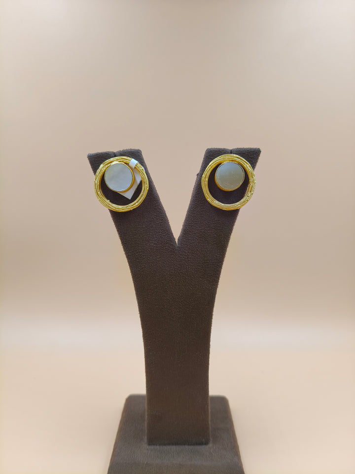 Lunar Core Studs