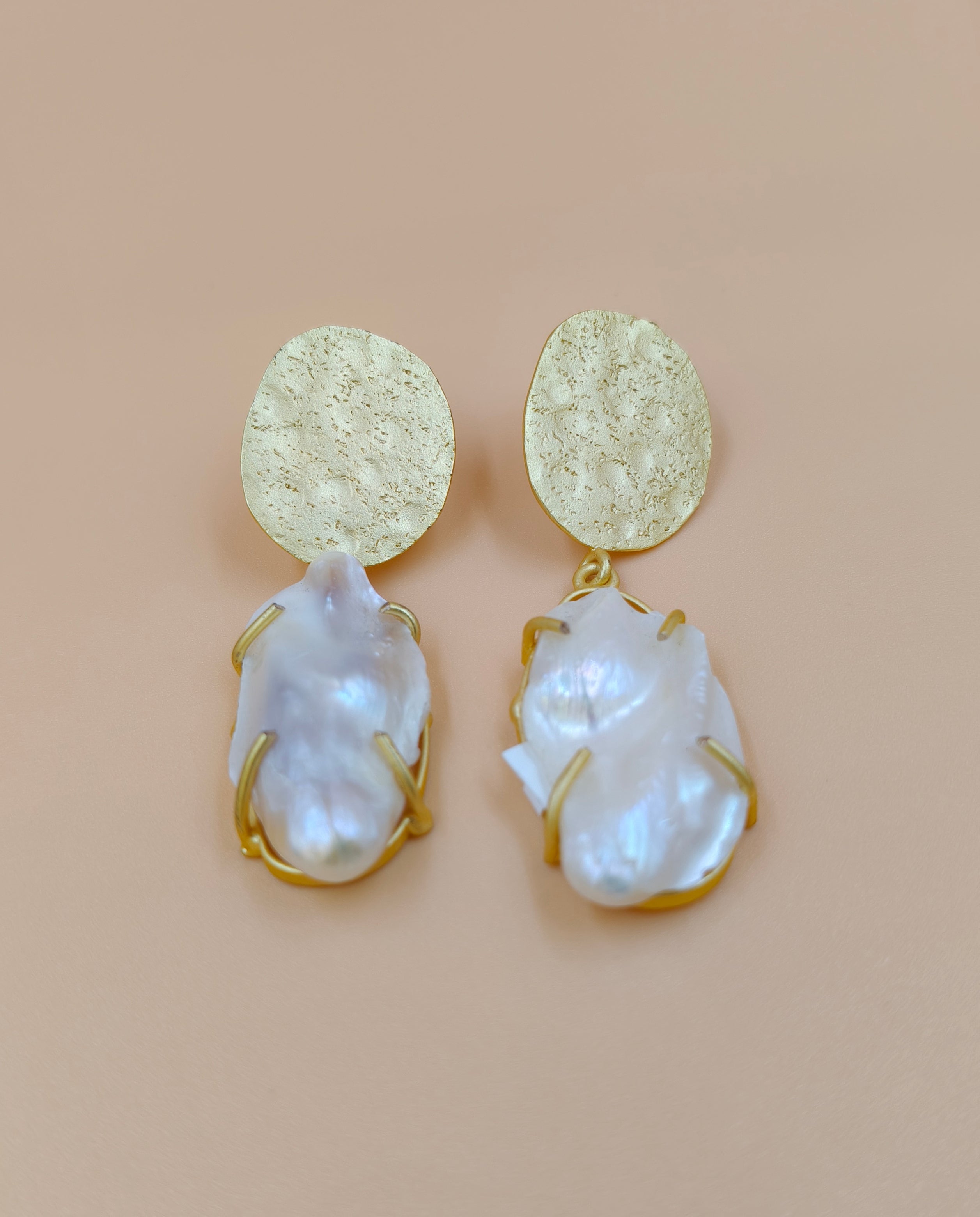 Lustrous Nature Earrings