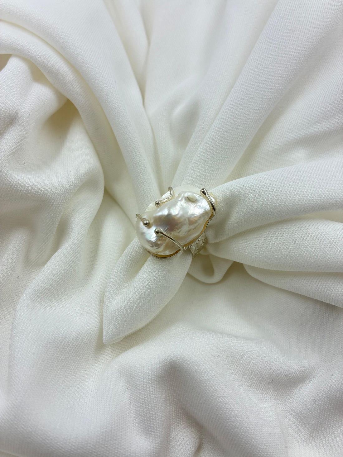 Lustrous Baroque Elegance Ring