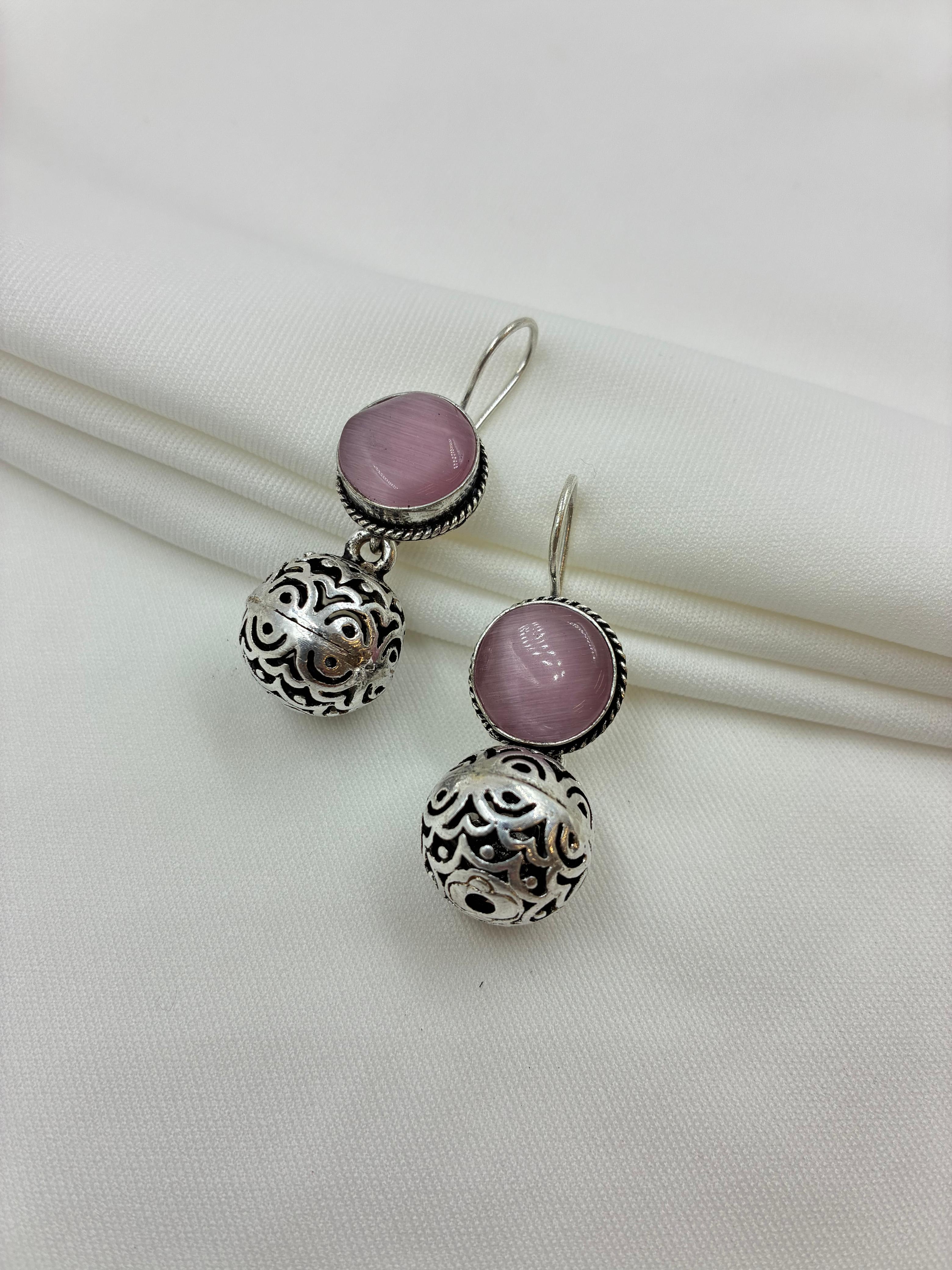 Meera – Tribal Oxidised Chandbalis