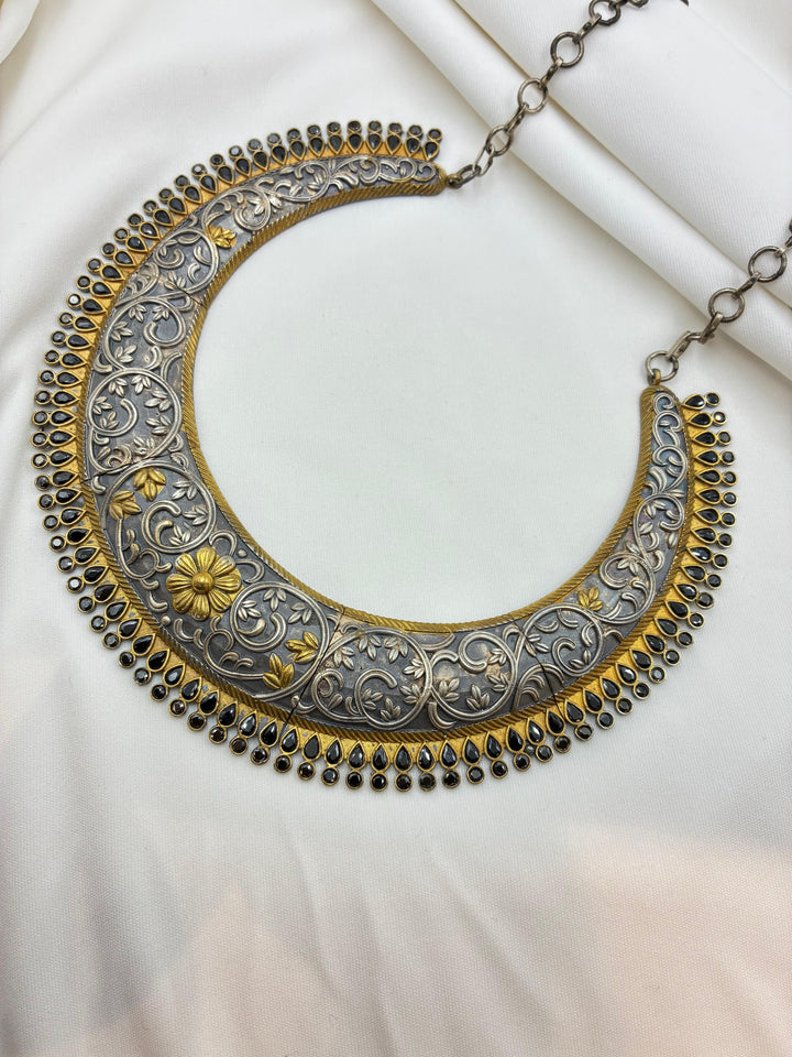 Moonlit charm in oxidized